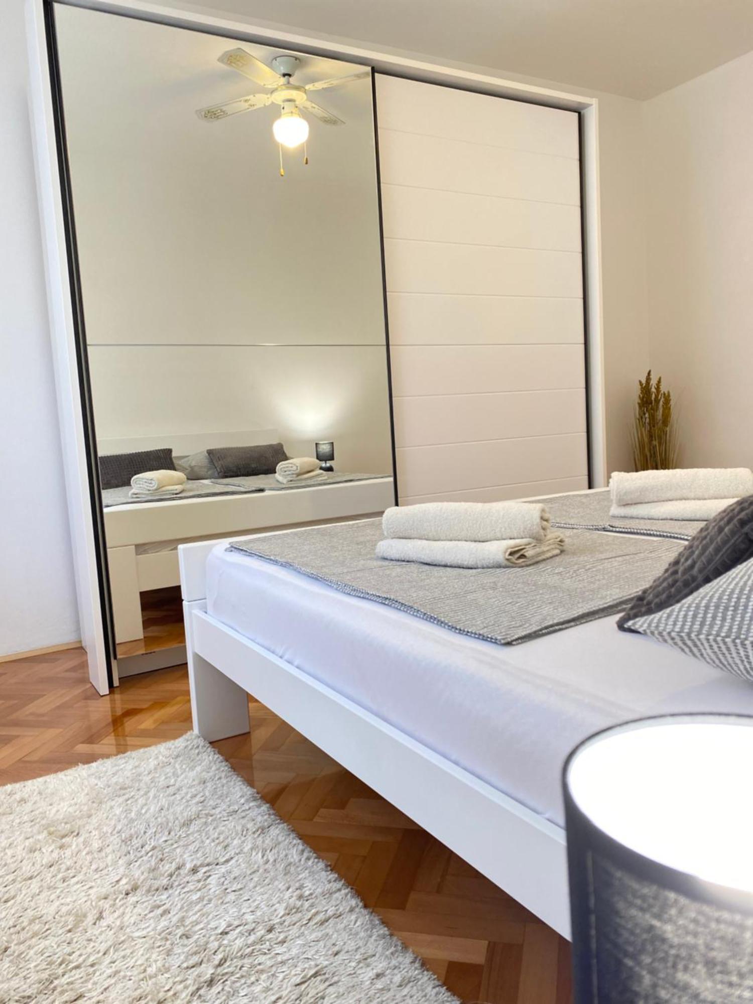 Charming Old Town Apartment Šibenik Dış mekan fotoğraf